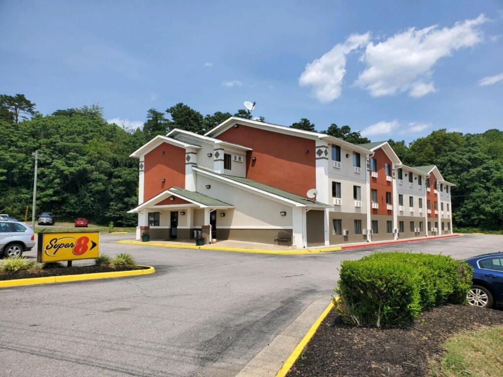 Super 8 By Wyndham Salem Va Motel Exterior foto